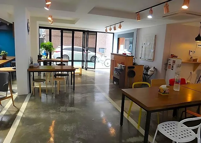 Hostel Birdsnest Hongdae Foreigner Only *