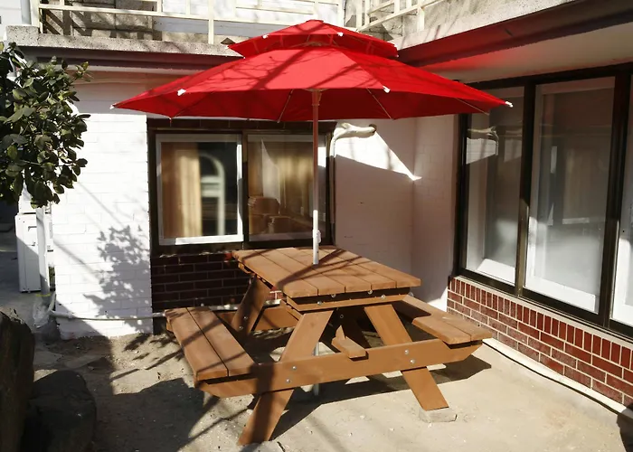 Birdsnest Hongdae Foreigner Only Hostel Seoel