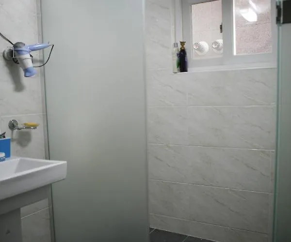 Birdsnest Hongdae Foreigner Only Hostel *